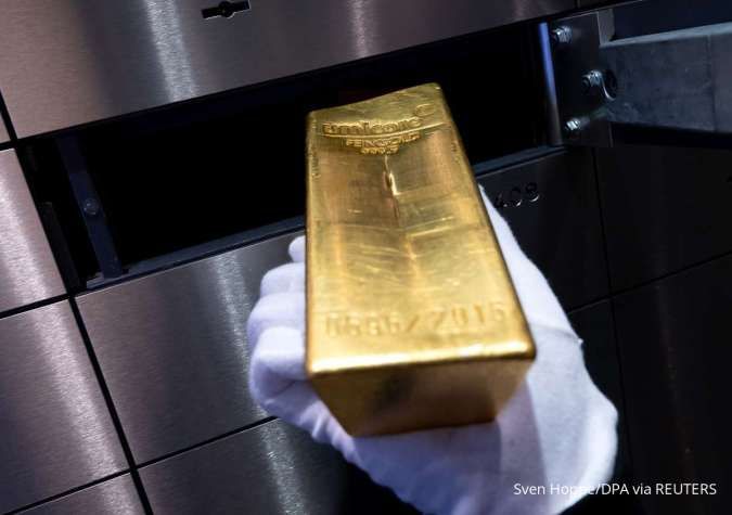 Proyeksi Harga Emas Menghadapi Tekanan Geopolitik dan Kebijakan Fed yang Ketat