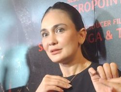 Luna Maya Buka Rahasia: Kisah di Balik Julukan Ratu Horor Luna Maya Buka Rahasia: Kisah di Balik Julukan Ratu Horor