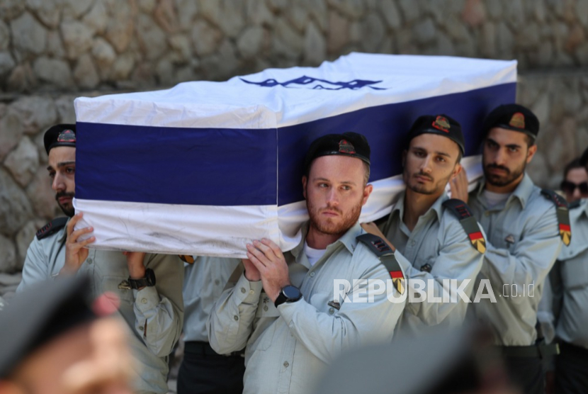 Pejuang Palestina Menewaskan Komandan Intelijen Israel di Gaza