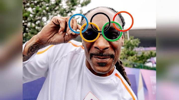 Snoop Dogg: Kisah Karier yang Akan Diangkat ke Layar Lebar