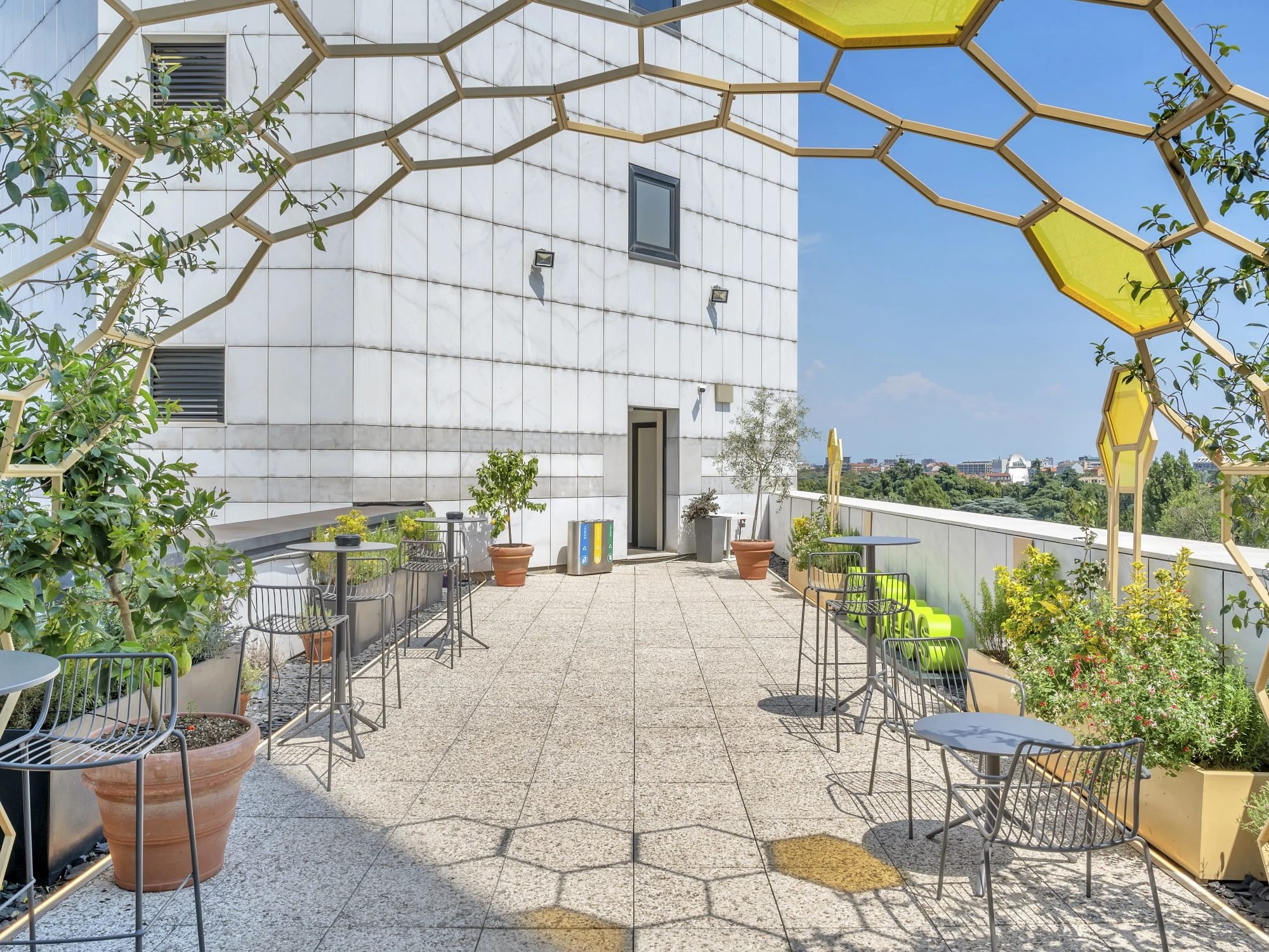 Where to Stay in Milan’s Chinatown: The Ultimate Guide