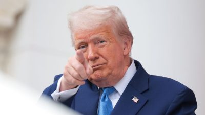 Appellate Court Reinstates Trump’s Tariffs Hours After Lower Court Rejects Them