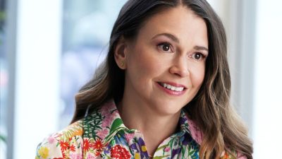 Sutton Foster: Star of Stage and Screen, in a Romance with Hugh Jackman