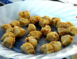 Vietnam’s Coconut Candy Crowned Top Confection in Asia