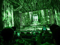 ‘The Matrix is Everywhere’: Cinema’s Immersive Bet ‘The Matrix is Everywhere’: Cinema’s Immersive Bet