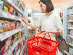 Cek Segera! Stok Sampo hingga Detergen mulai Rp12 Ribuan di Transmart Full Day Sale Pasca Gajian