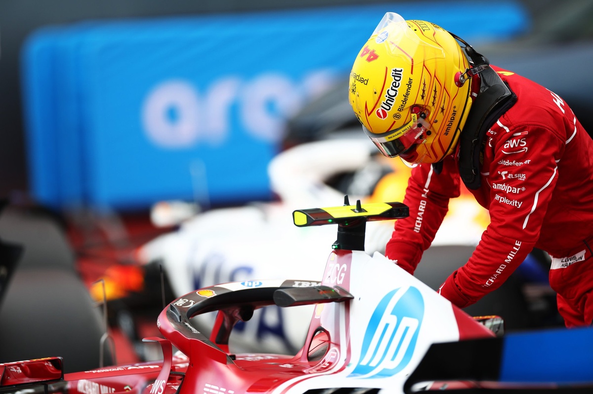Hamilton: Flexi-Wing Rules Deemed “Fiscal Fluff” in International Edition (English)