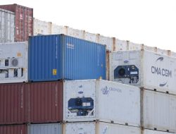 Trump’s Tariff Blow: Australia Faces Tough Decision