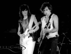 Born on June 1: Ron Wood, the Unseen Rolling Stone with a Blues Passion and Chuck Berry’s Pupil
