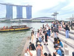200 Tourists Nabbed for Breaching Singapore’s Customs Rules