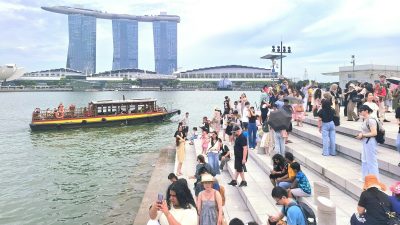 200 Tourists Nabbed for Breaching Singapore’s Customs Rules