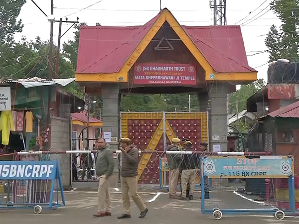 J-K: Sacred Gathering at Kheer Bhawani: Faith and Devotion Unite in Ganderbal