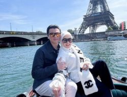 7 Gambar Romantis Terbaru Syahrini dan Reino Barack di Paris