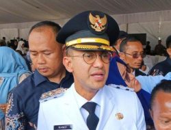 Langkah Berani Ramzi: Wakil Bupati Cianjur yang Masih Sukses di Dunia Hiburan sebagai Artis dan Presenter Langkah Berani Ramzi: Wakil Bupati Cianjur yang Masih Sukses di Dunia Hiburan sebagai Artis dan Presenter