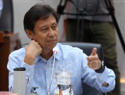 Menkes Budi: Covid-19 Kini Lebih Ringan dan Terkendali Menkes Budi: Covid-19 Kini Lebih Ringan dan Terkendali