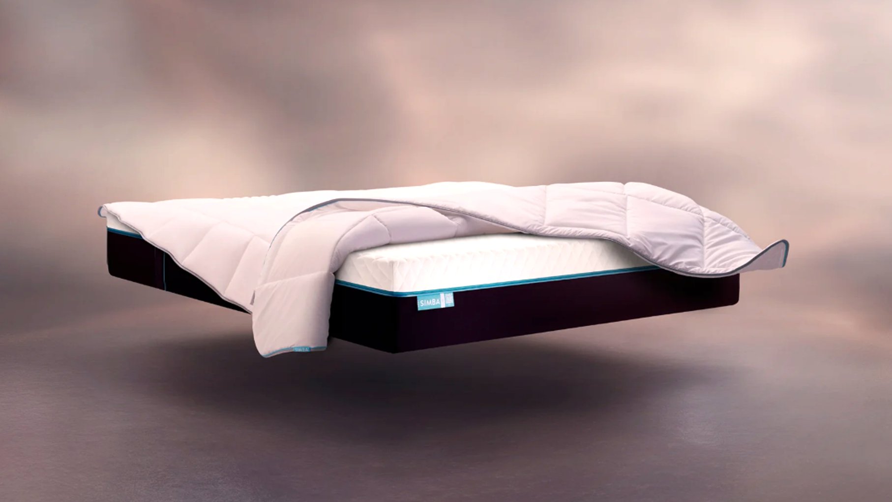 Why This Lightweight, Luxury Duvet Has Won Over 16,000+ Fans for Summertime Comfort