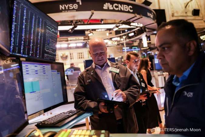 Wall Street Naik: S&P 500 Lewati 6.000, Tesla Bangkit