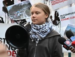 Profil Greta Thunberg: Aktivis yang Bertarung Melawan Blokade Israel di Gaza