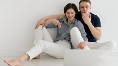 7 Alasan Nostalgia Membuat Hubungan Lebih Mesra dan Menyenangkan!