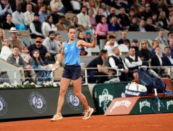 Roland Garros 2025: Novak Djokovic Mengagumkan, Namun Lois Boisson Lebih Spektakuler