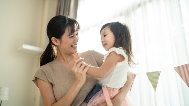 Inovasi Parenting Terbaru yang Terbukti Sukseskan Anak, Kata Ahli Setelah Studi 200 Orang