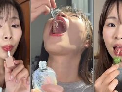 Taiwanese Mukbang Star, Known for Eating Cosmetics, Passes Away at 24