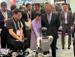 Tech Titans From Tencent to Unitree Strengthen Ties With Europe as US Trade War Rages Tech Titans From Tencent to Unitree Strengthen Ties With Europe as US Trade War Rages