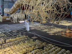 Wind-Powered Beach Beasts Unveiled in Delft: A Netherlands Showdown Wind-Powered Beach Beasts Unveiled in Delft: A Netherlands Showdown