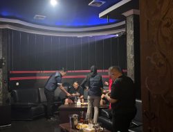 Polisi Operasi Razia Malam di Bandung: 4 Pengunjung Narkoba Terdeteksi Polisi Operasi Razia Malam di Bandung: 4 Pengunjung Narkoba Terdeteksi