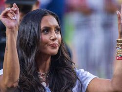 Vanessa Bryant Shares Powerful Message as Proud Mexican American Vanessa Bryant Shares Powerful Message as Proud Mexican American