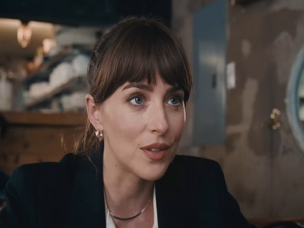 Why Dakota Johnson Calls Hollywood a ‘Mess’: Exclusive International Edition (English)