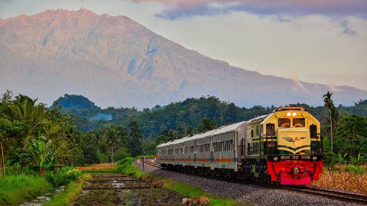 Erupsi Gunung Raung: Kembali Normalnya Perjalanan Kereta Api