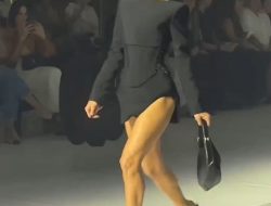 Paris Hilton’s Runway Walk Draws Mockery, but Fans Rave About Her Stunning Look