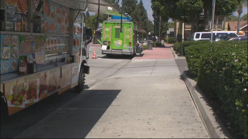 Food Trucks in Santa Ana See Dwindling Crowds as ICE Operations Intimidate Customers