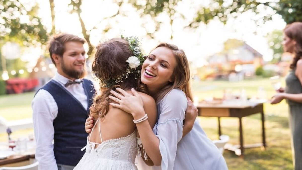 Wedding Planners Unveil the 15 Guest Mishaps That Drive Them Crazy!