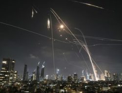 Iran Strikes Back: Retaliatory Attack on Israel Iran Strikes Back: Retaliatory Attack on Israel