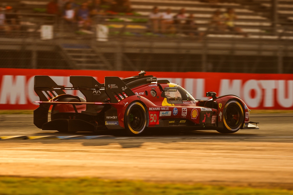 Le Mans 24 Hours, Hour 6: Ferrari Leads, Porsche Battles for Second