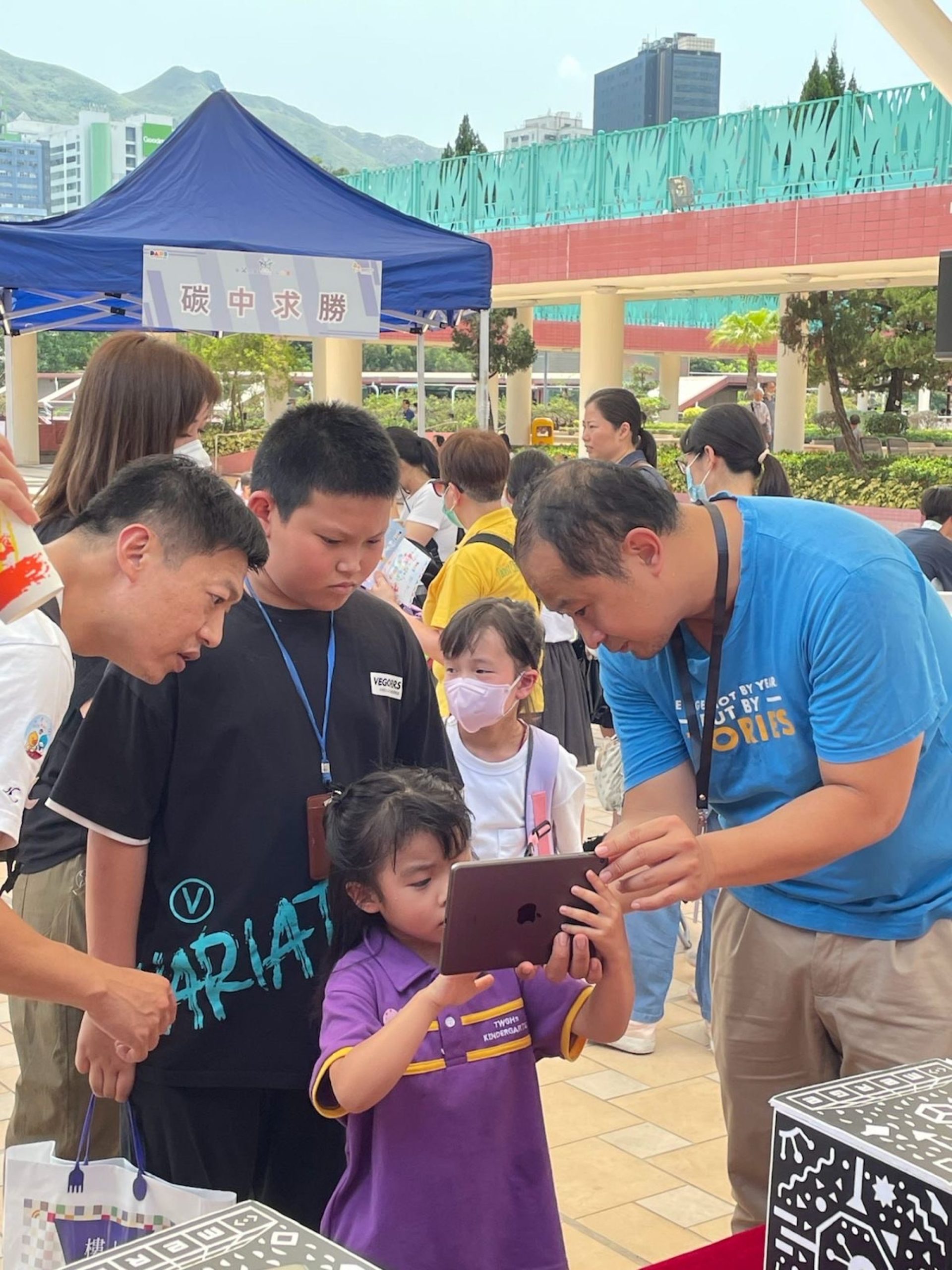 Daddy Cool: Hong Kong Fathers Crafting Unforgettable Bonds with Their Kids