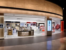 Shiseido Unveils Expanded Beauty Counter at Fukuoka Airport Shiseido Unveils Expanded Beauty Counter at Fukuoka Airport
