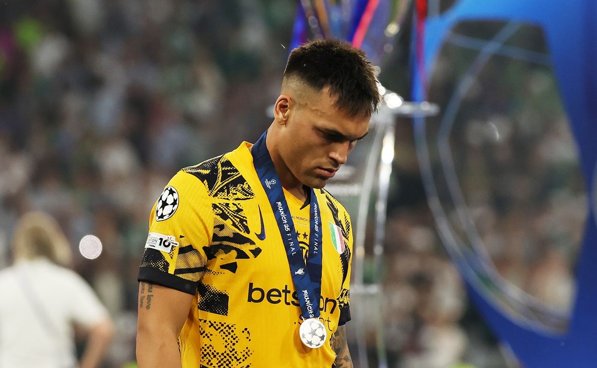 Inter star Lautaro Martinez says he went five days without speaking after 5-0 Champions League loss to PSG