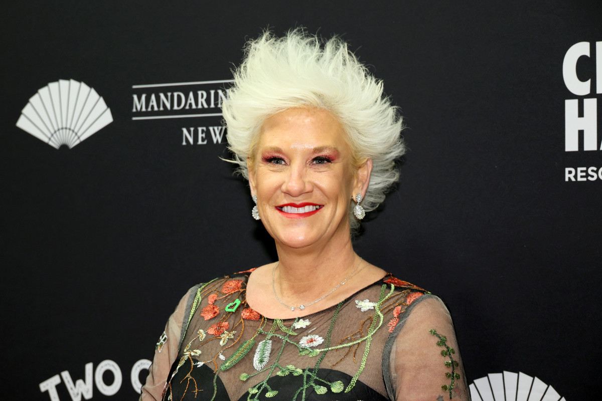 Anne Burrell’s Legacy: Unveiling Her Impressive Net Worth After Her Passing