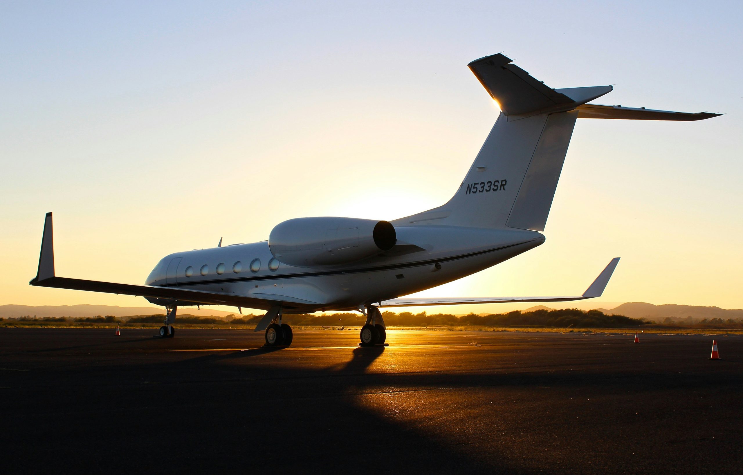 Private Jet Boom: What’s Driving the Surge and How Much They Cost