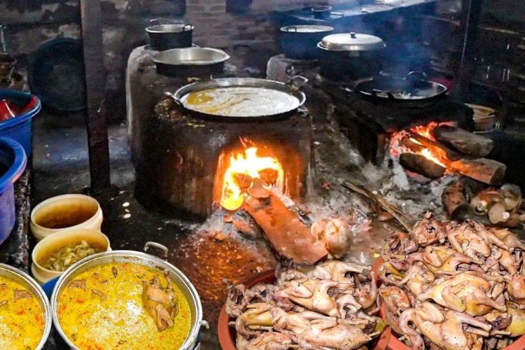 Rasakan Kelezatan Kuliner Tradisional Blitar: 4 Tempat Makan Wajib untuk Dikunjungi