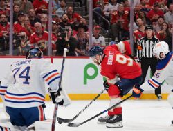 Sam Bennett Claims Conn Smythe Trophy as Panthers Clinch Second Stanley Cup Sam Bennett Claims Conn Smythe Trophy as Panthers Clinch Second Stanley Cup