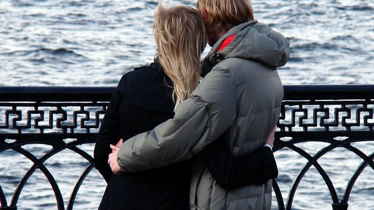 Ditch These Outdated Relationship Rules After 50 and Find Happiness