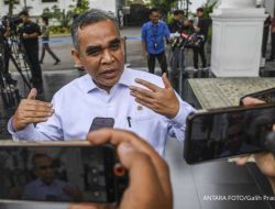 Muzani Bocorkan Pesan Rahasia Antara Prabowo dan Megawati