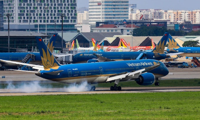 Vietnam Airlines Boosts Flights to Singapore and Bangkok: International Edition