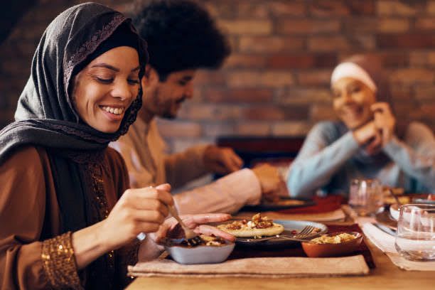 Healthy Sallah Delight: Enjoy Festive Meals Guilt-Free!