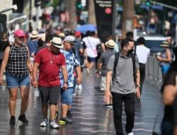 U.S. Proposes ,000 Fast-Track Option for Tourist Visas U.S. Proposes ,000 Fast-Track Option for Tourist Visas