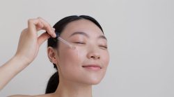 4 Produk Retinol Terbaik untuk Pemula, Direkomendasikan Ahli Dermatologi